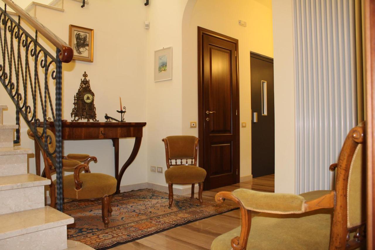 Tres Chic Bed and Breakfast Civitanova Marche Exteriör bild