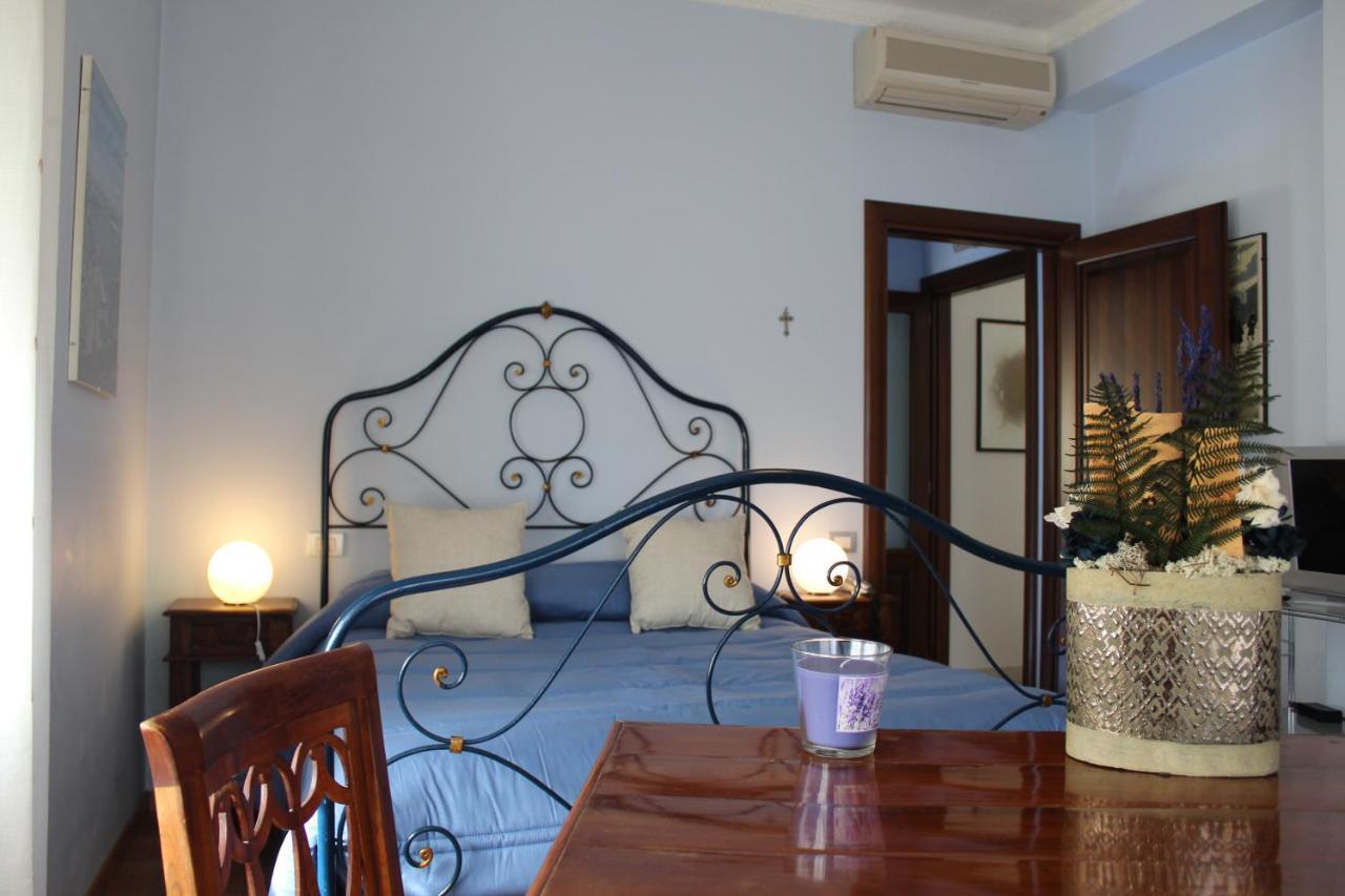 Tres Chic Bed and Breakfast Civitanova Marche Exteriör bild
