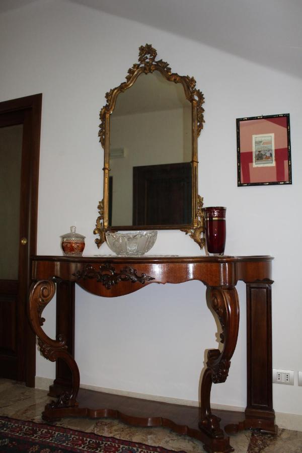 Tres Chic Bed and Breakfast Civitanova Marche Exteriör bild