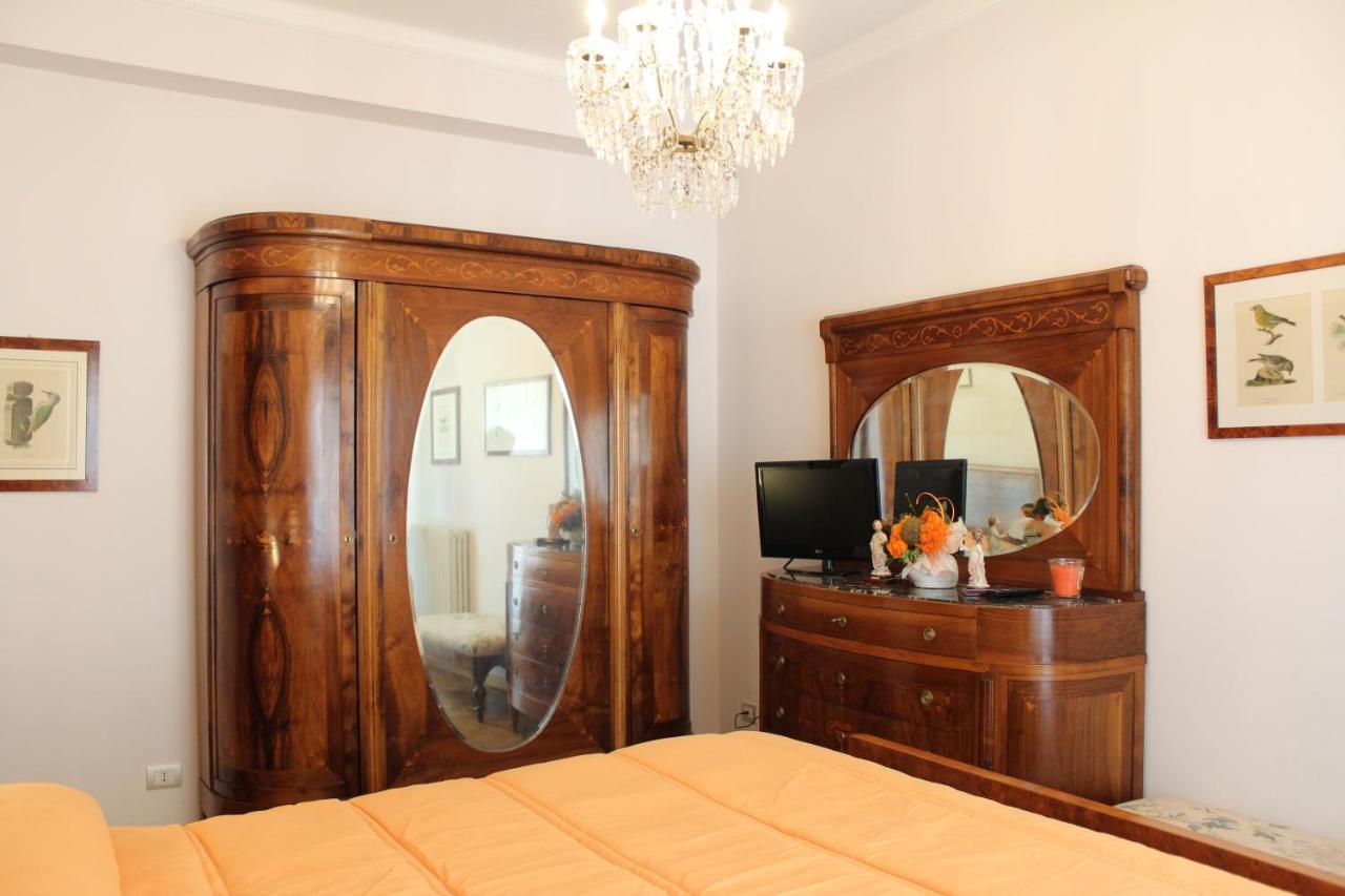 Tres Chic Bed and Breakfast Civitanova Marche Exteriör bild