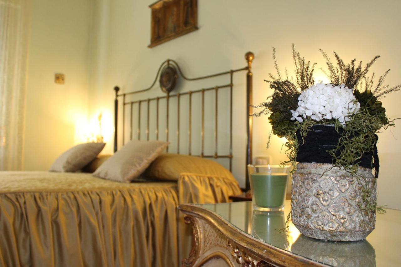 Tres Chic Bed and Breakfast Civitanova Marche Exteriör bild