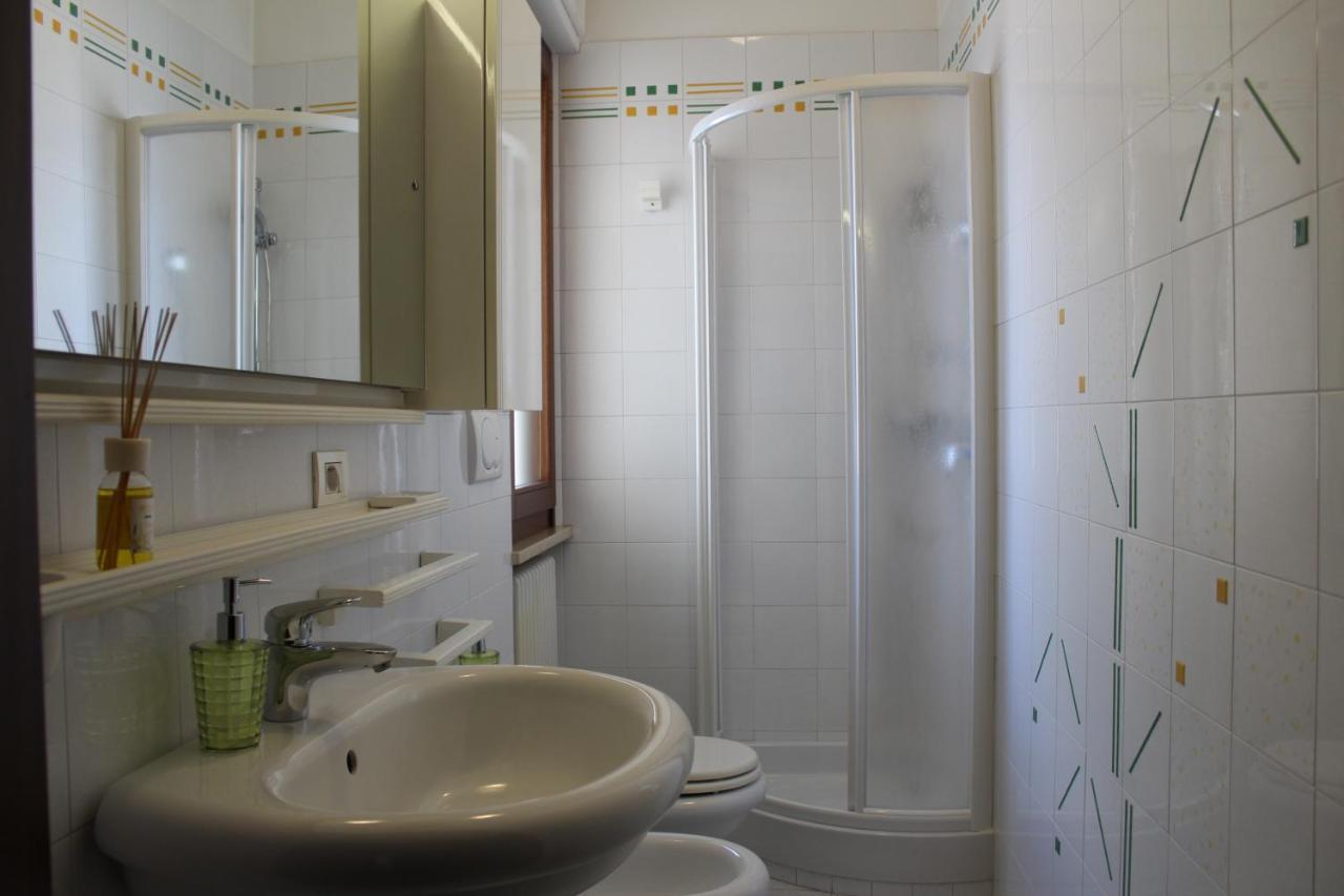 Tres Chic Bed and Breakfast Civitanova Marche Exteriör bild